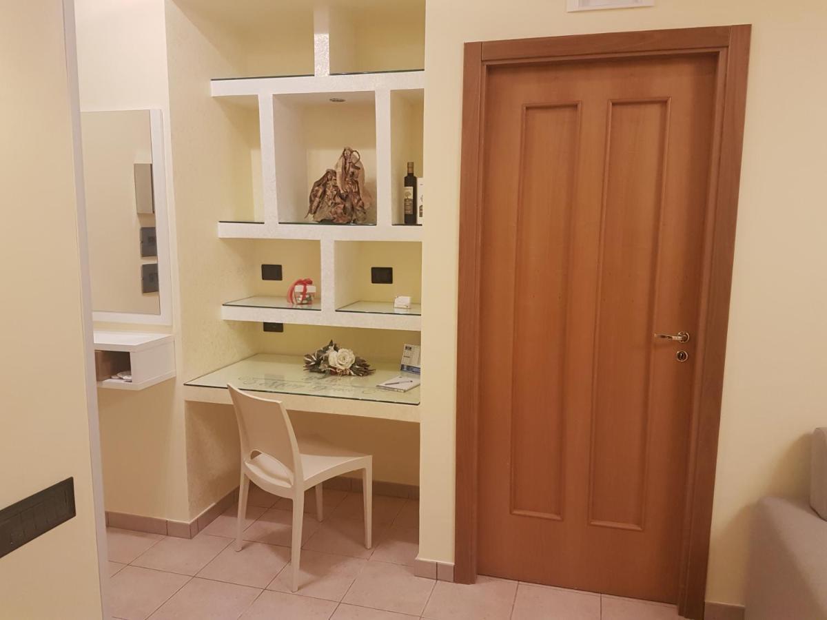 B&B Mary Grace Rossano Stazione Екстериор снимка