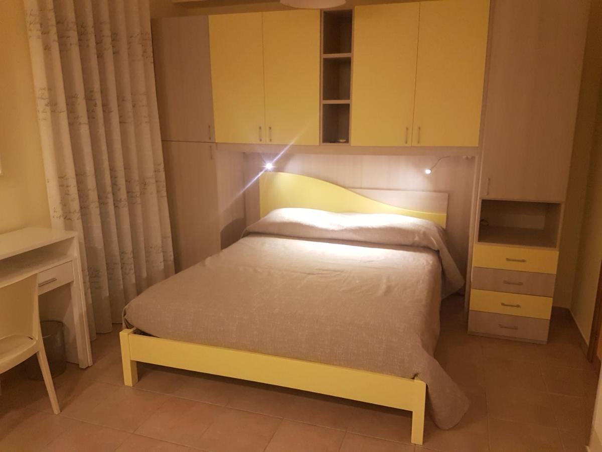 B&B Mary Grace Rossano Stazione Екстериор снимка