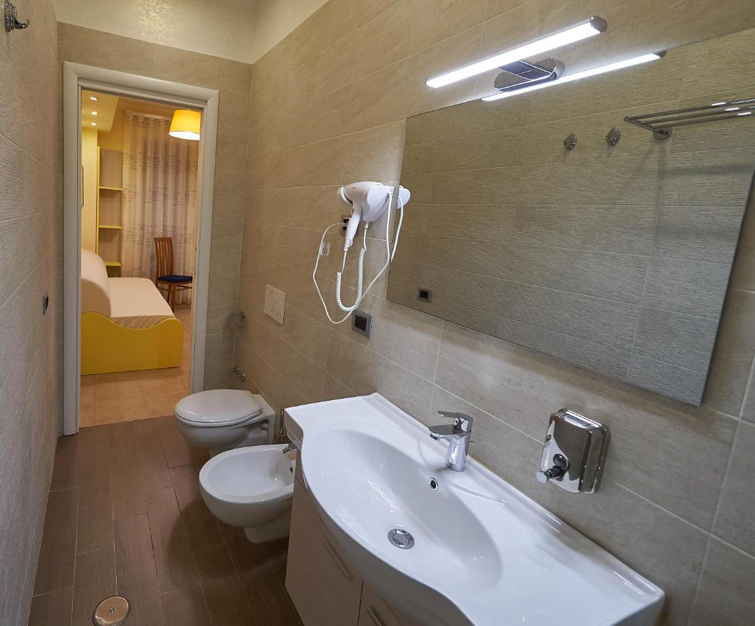 B&B Mary Grace Rossano Stazione Екстериор снимка