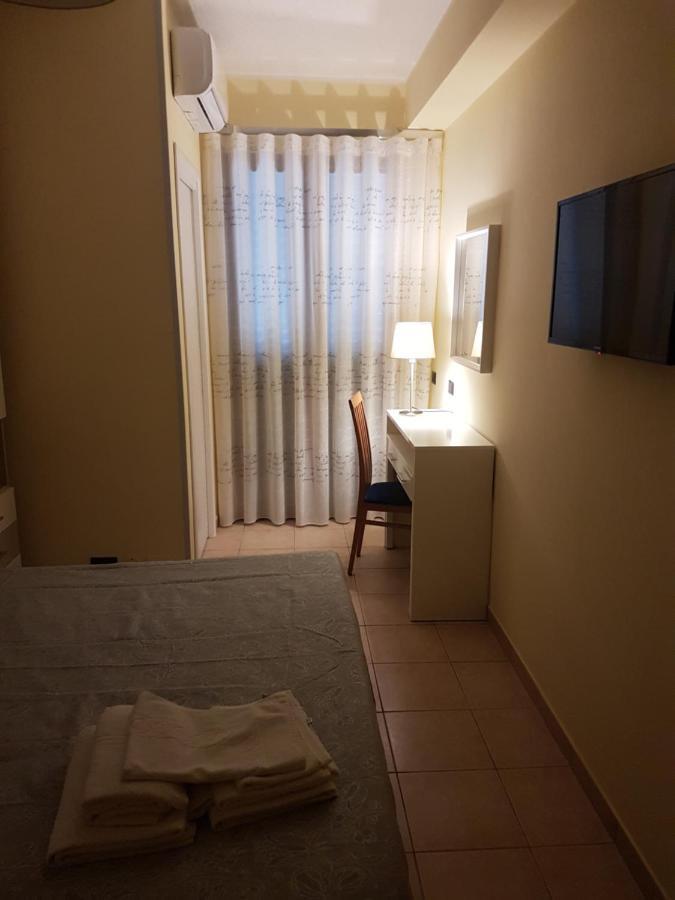 B&B Mary Grace Rossano Stazione Екстериор снимка