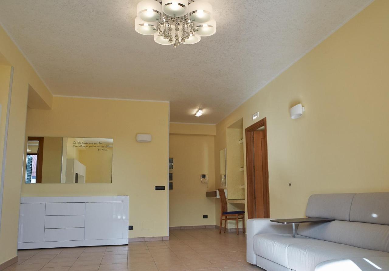 B&B Mary Grace Rossano Stazione Екстериор снимка